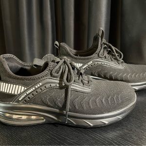 Safety shoes women’s 10 men’s 8.5